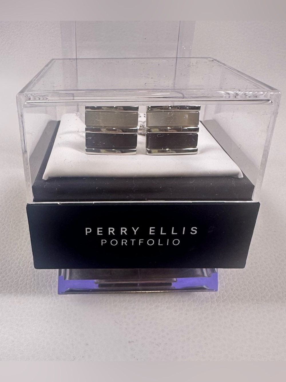 NEW IN BOX Perry Ellis Cufflinks Mens OS
Silver Grey GPC0010M - Picture 2 of 3